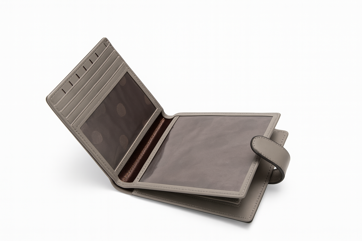 Voyage Classic Passport Wallet