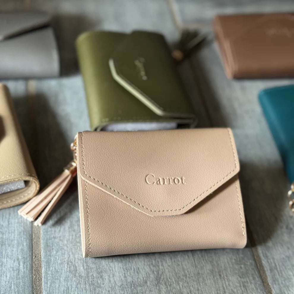 Lucien Women Carrot Wallet