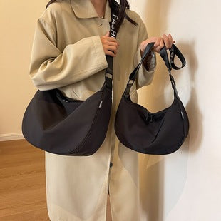 Lucien Drip sling bag