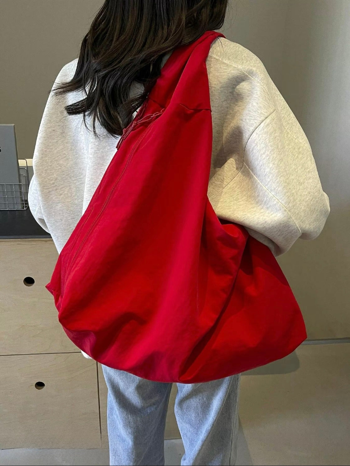 Lucien Terra Tote bag