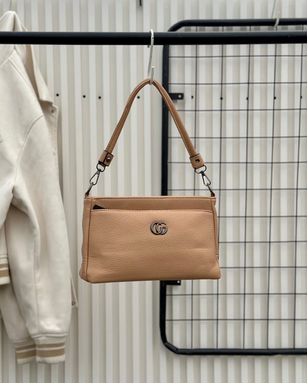 Lucien Cove Sling bag