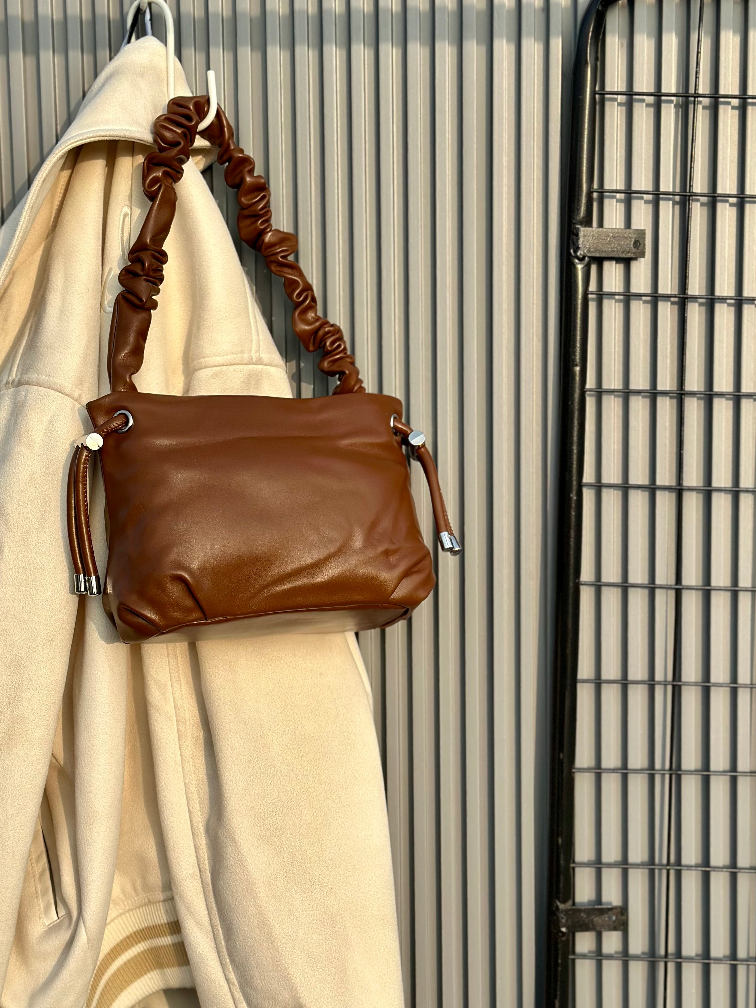 lucien popping sling