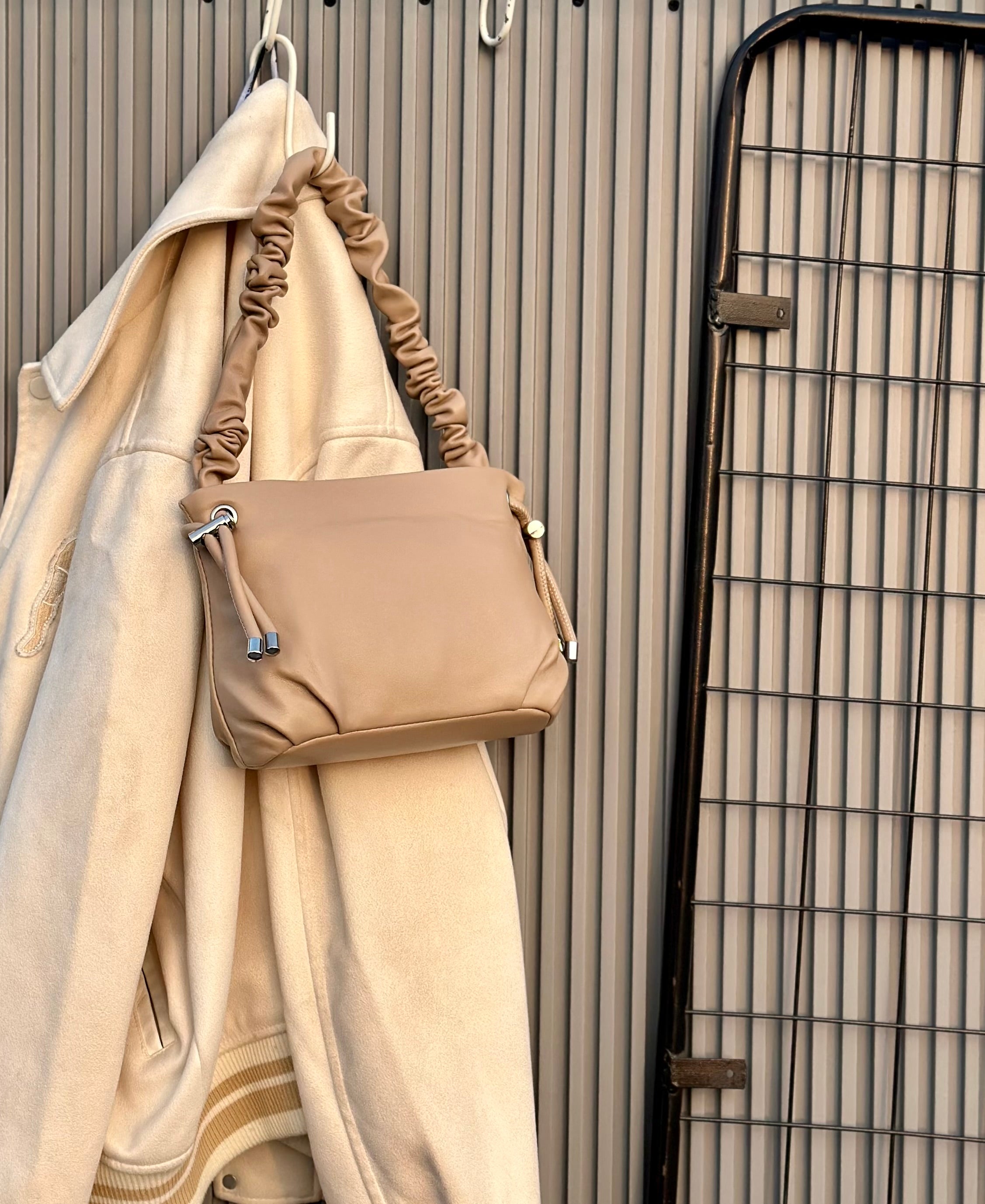 lucien popping sling