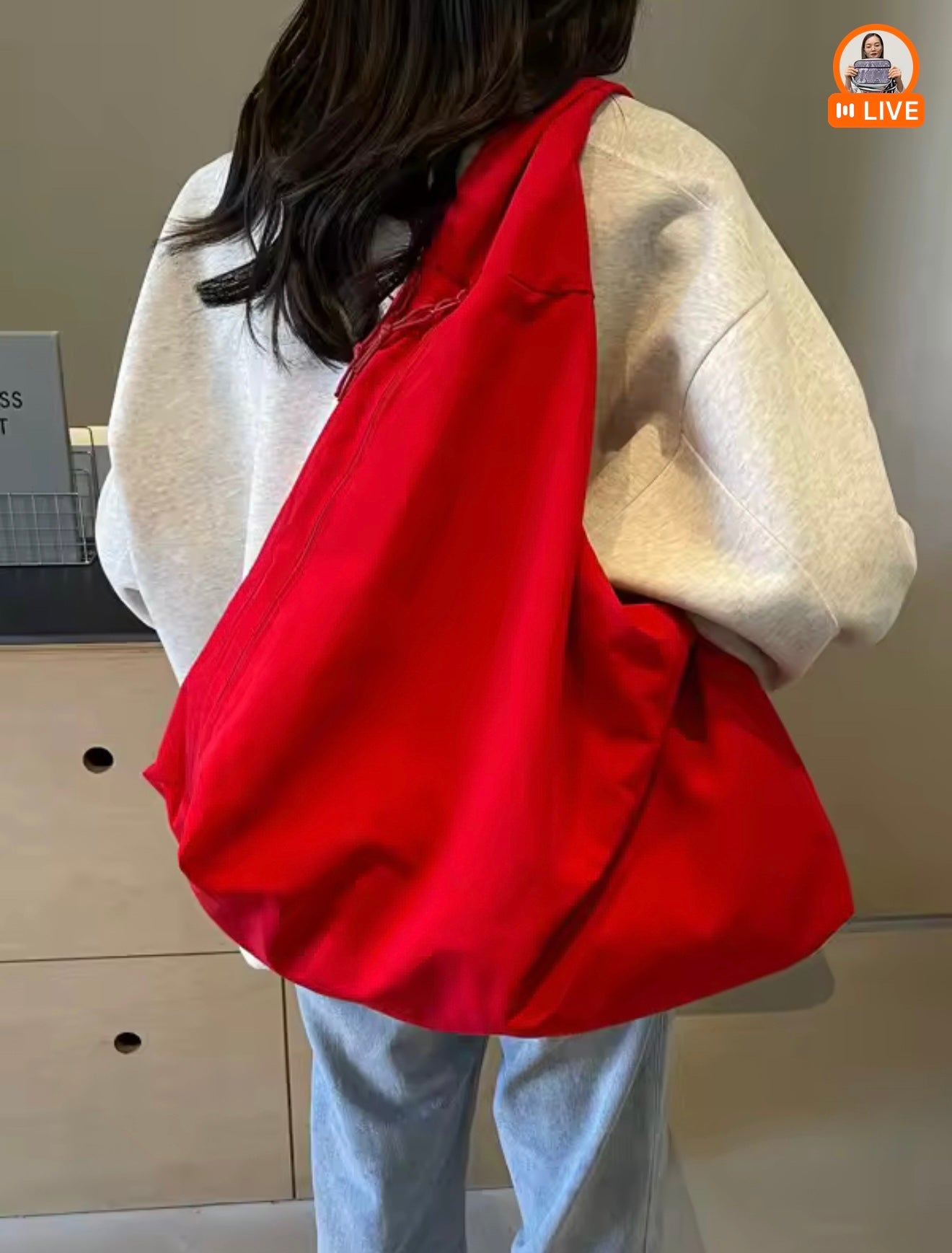 Lucien Terra Tote bag