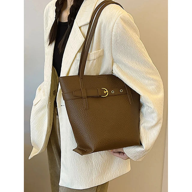 trendy shoulder bag