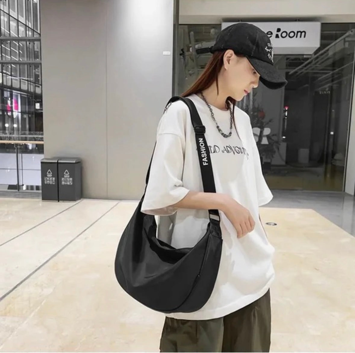 Lucien Drip sling bag