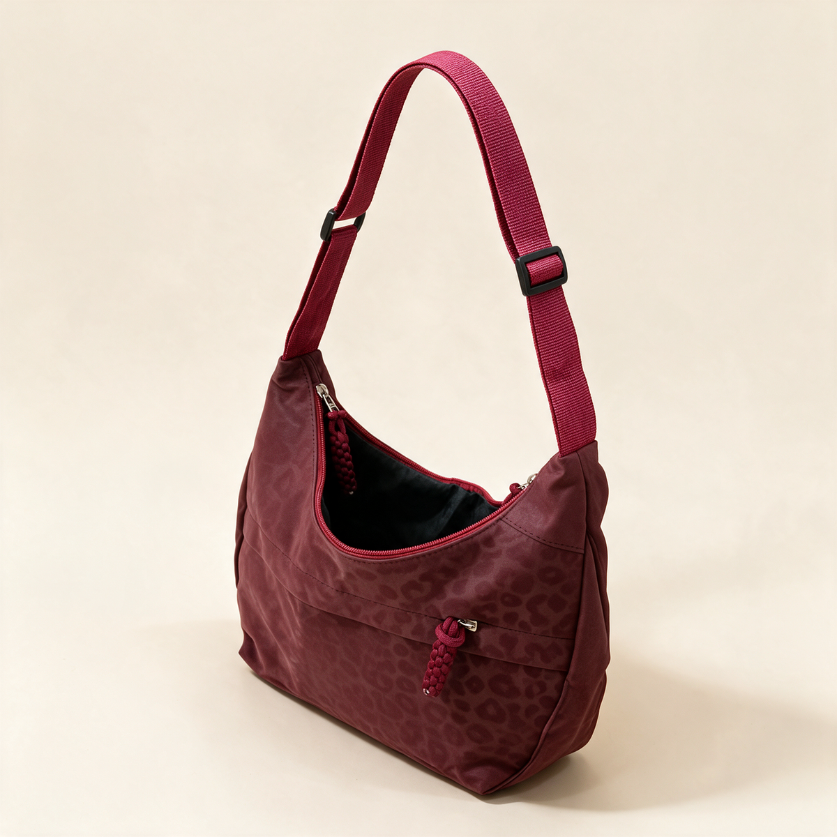 Mavro Sling Bag