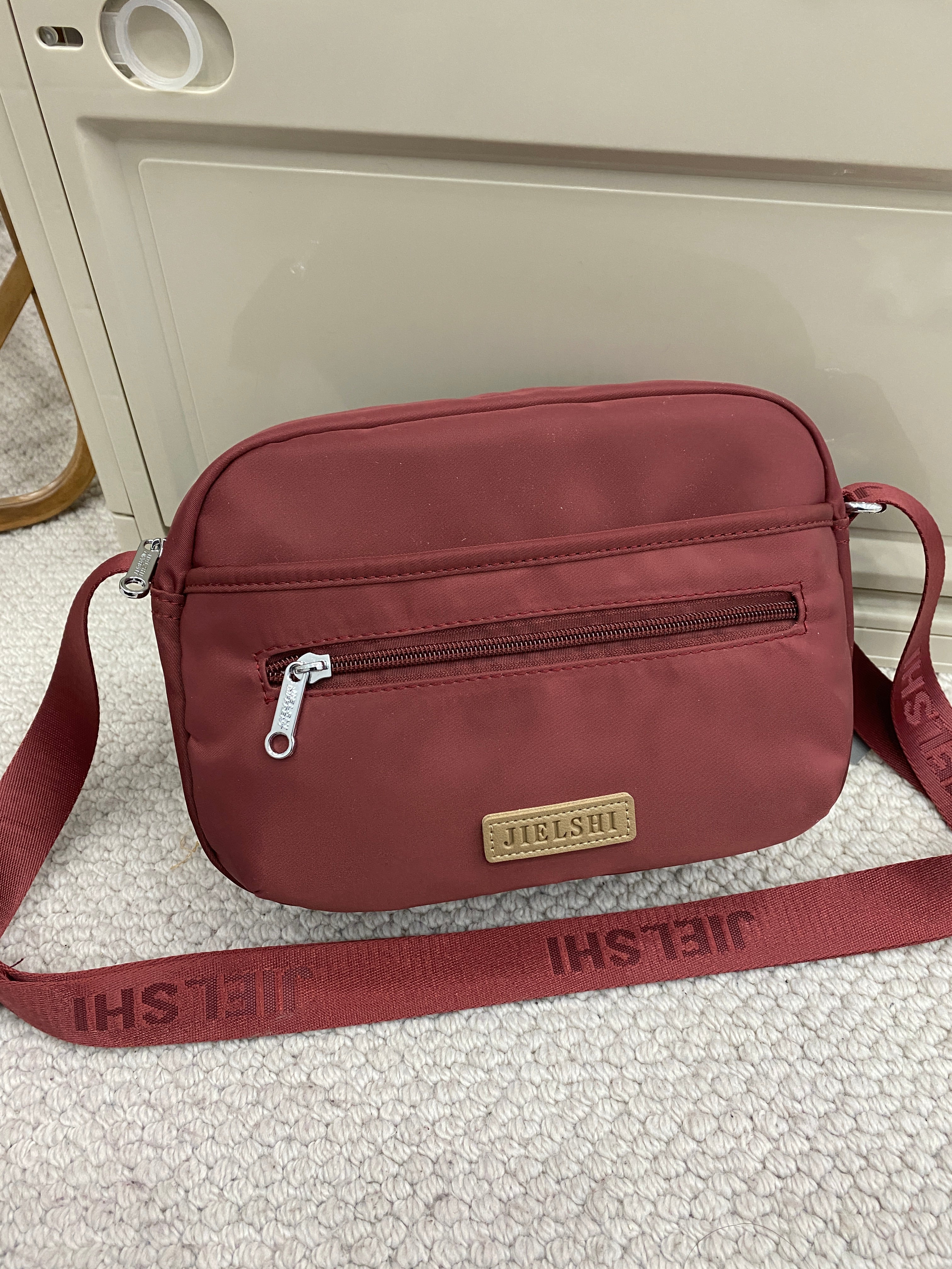 Lucien Boundless Sling bag