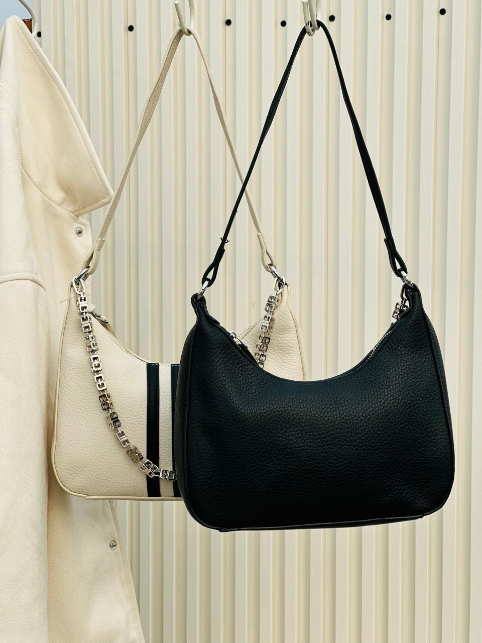 Lucien Lumina Sling bag