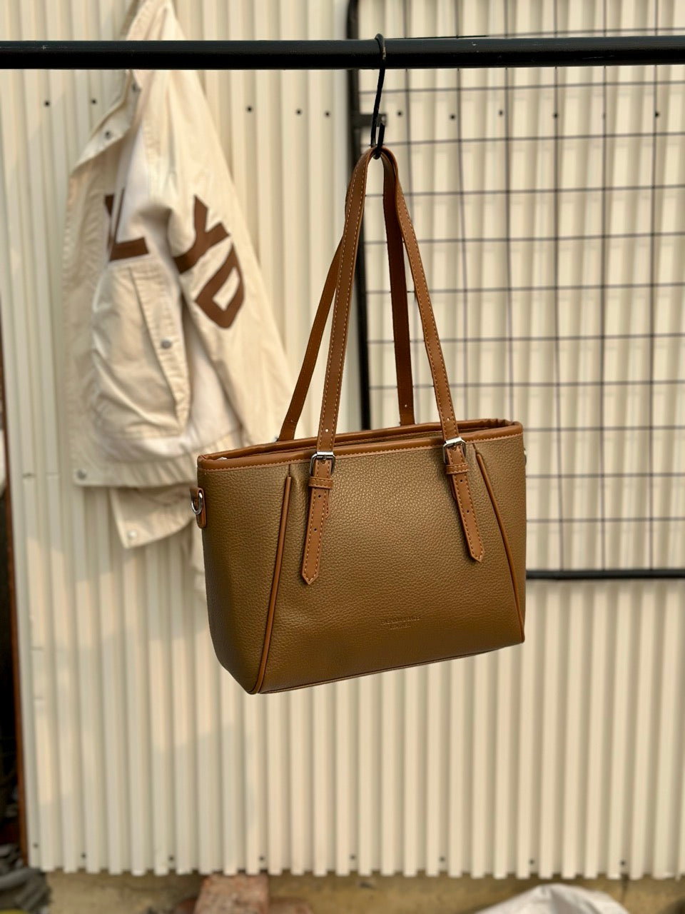 Lucien Eclipse Tote bag