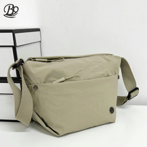 Lucien Bobo Sling bag