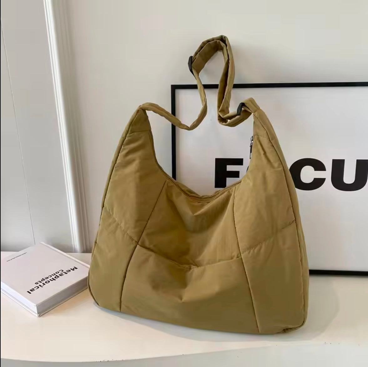 lucien chillsling bag