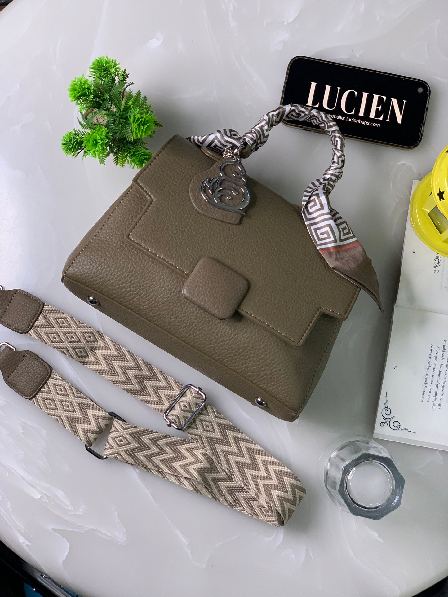 Lucien Rossie Slingbag