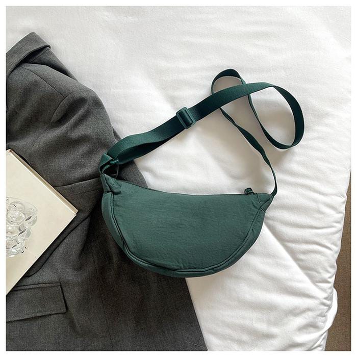Lucien Dumpling Crossbody Slingbag