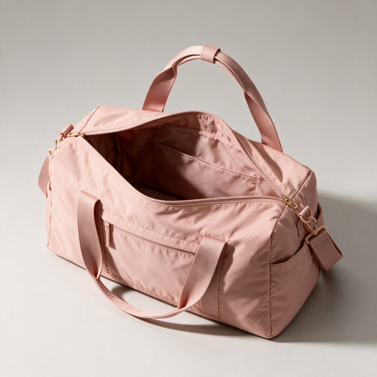 Avery Travel Bag